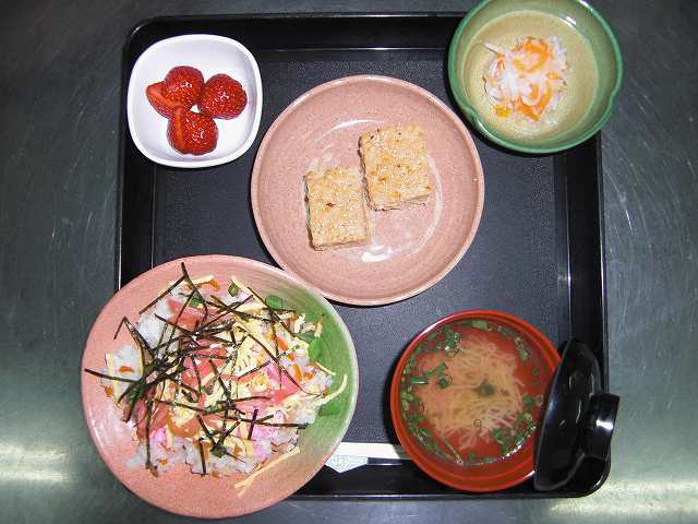 お正月の特別メニュー(日の出紫苑)